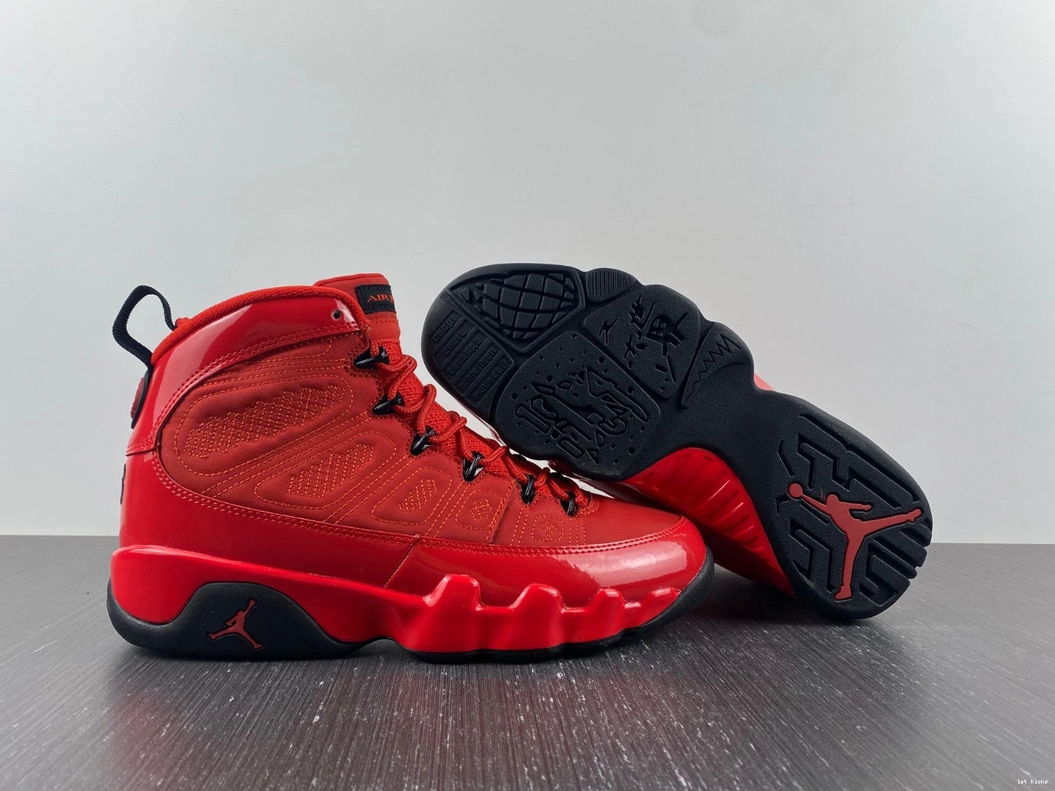 'Chile CT8019-600  Jordan 9 Red' Air 0119